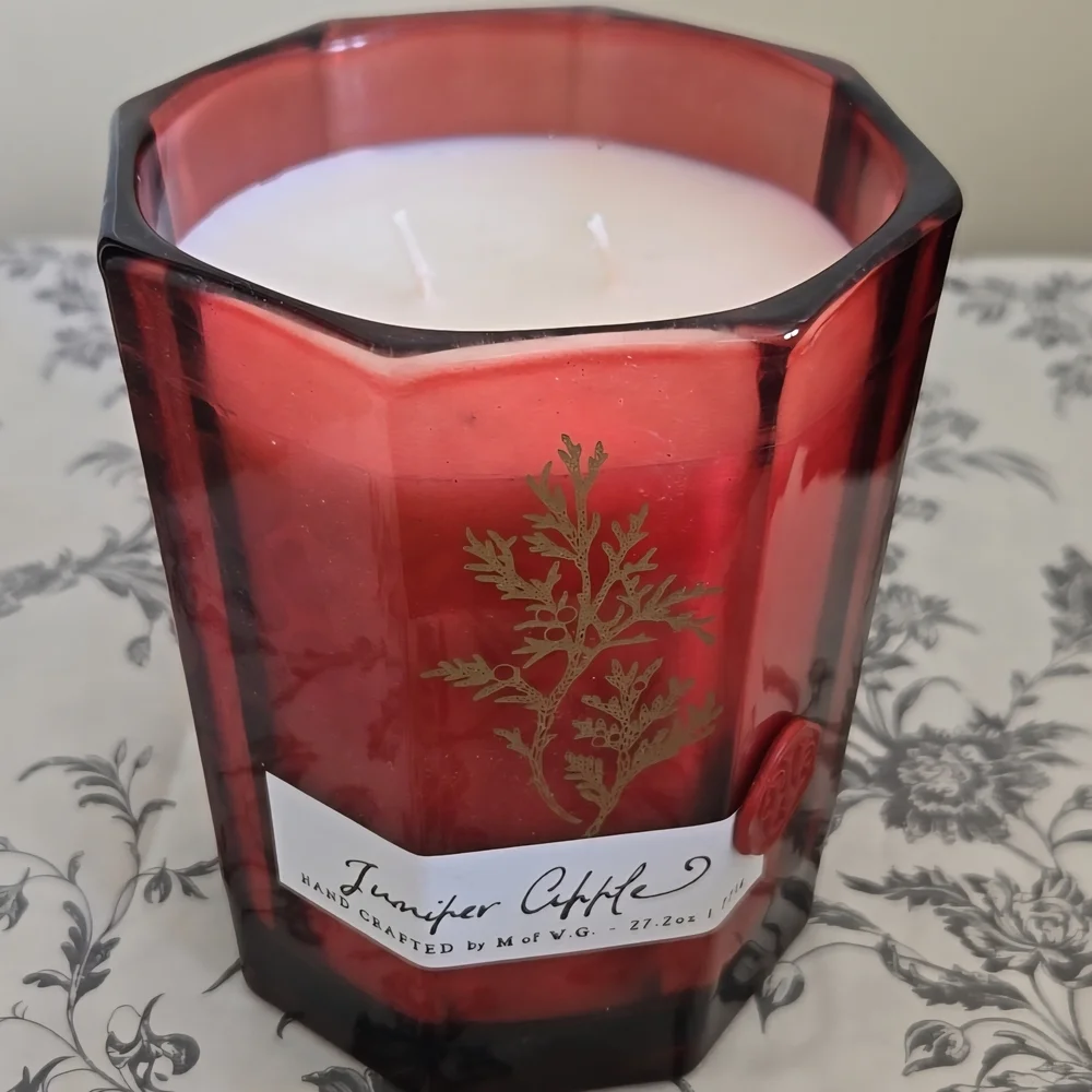 MWG Juniper Apple Luxury Botanical Soy Candle Red Glass 27oz NWT